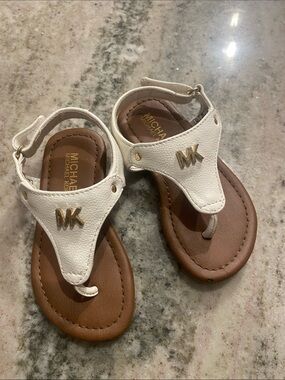 Michael Kors Kids White Leather T-Strap Sandals with Brown Footbed